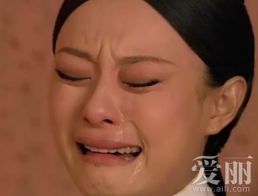 袁姗姗挤掉孙俪演甄嬛 村气爆棚被批毁剧