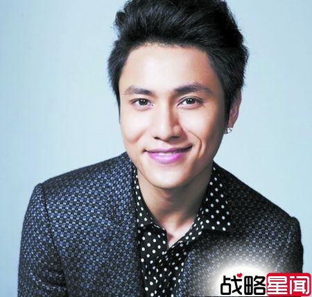 Grace姐姐边哭边背台词 吊威亚演“笨蛋公主”