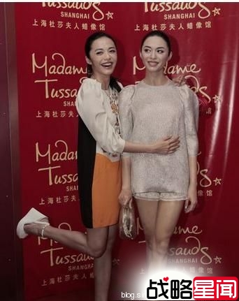 周杰伦蜡像撞脸任贤齐 像葛优戴了假发