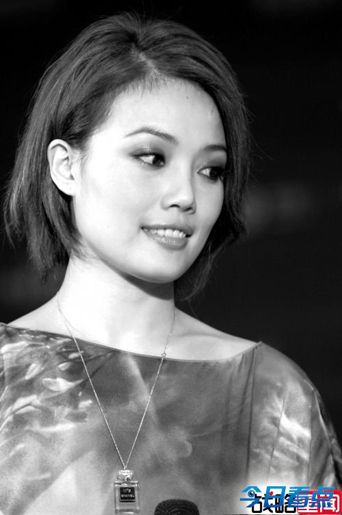 向华强逼成龙下跪 娱乐圈货真价实的黑道 