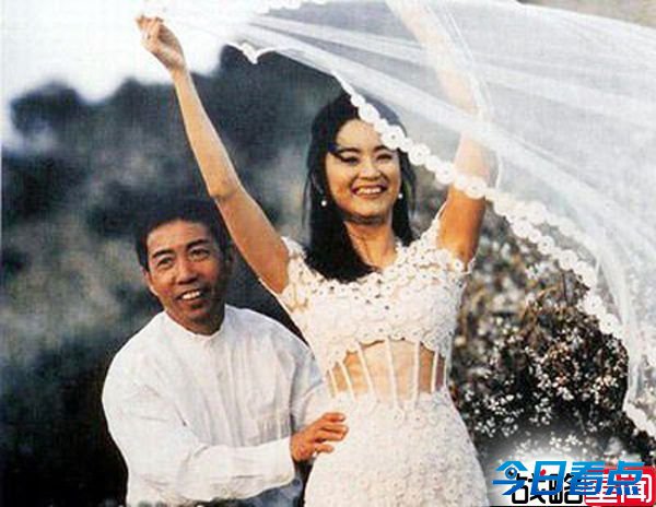 王宝强酷帅带美艳娇妻游韩国 屌丝变型男