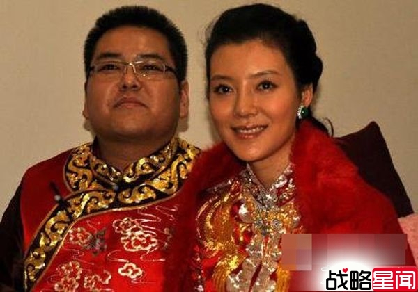 王宝强酷帅带美艳娇妻游韩国 屌丝变型男