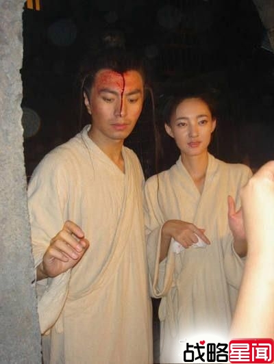 赵丽颖替身曝光清纯可爱 惊人撞脸被秒杀