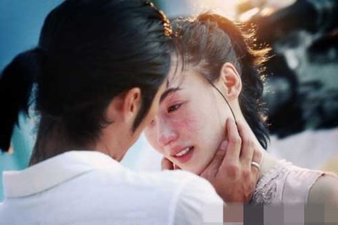 张柏芝对谢霆锋心灰意冷 霍汶希劝其放弃
