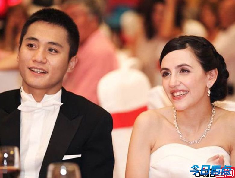 刘烨甘为娇妻抛弃一切 狠心割爱放下谢娜 
