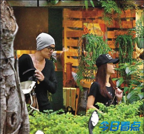 林心如杨一展踢爆姐弟恋 屡激吻擦出爱火