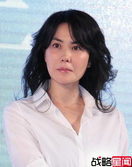 玄学大师批锋菲分手是宿命 曾被柏芝插足