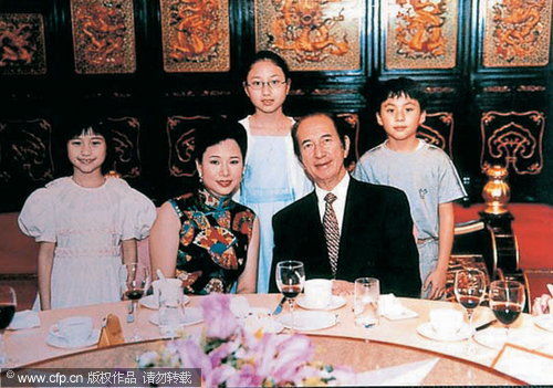 娱圈一夫多妻怪象：寇世勋大小老婆同睡
