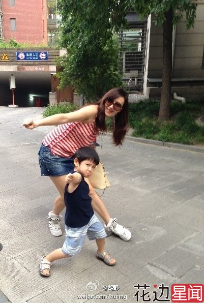 胡静巴黎庆36岁生日 帅气儿子为妈咪许愿
