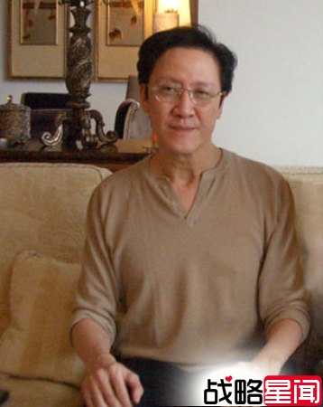 向华胜病逝曾恋张敏 与向华强捧红周星驰