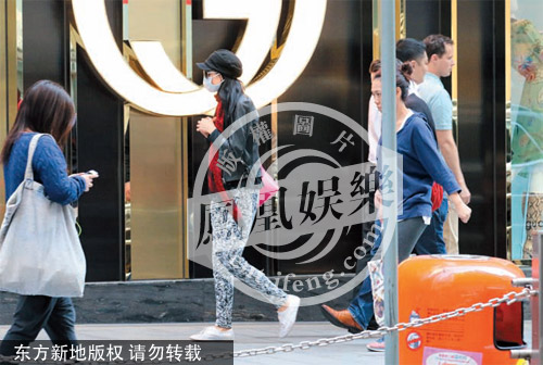 “地狱嗓”张曼玉花3千万力捧男友 被甩暴瘦