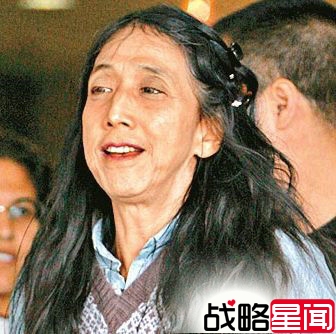揭秘赌王四妻17子女:儿子痴情 千金出柜(图)