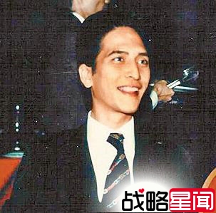 揭秘赌王四妻17子女:儿子痴情 千金出柜(图)