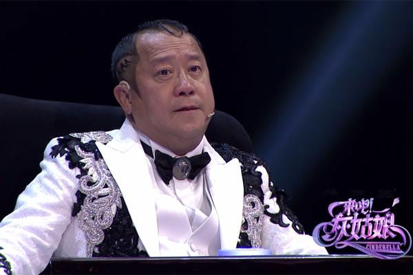 白血病女孩身体状况没问题 想等长发及腰穿婚纱
