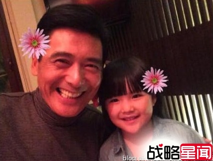 泰韩最美变性人合影 王诗龄乱入傲娇抢镜