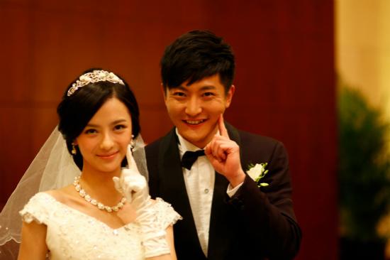 郭京飞上演“微博征婚” 放话你敢嫁我敢娶