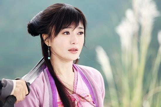 秦岚《神雕》挑战年龄跨度 演绎唯美攻心之恋