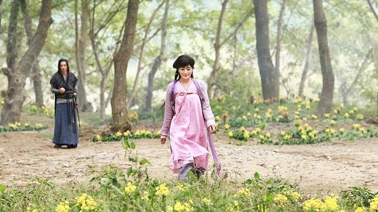 秦岚《神雕》挑战年龄跨度 演绎唯美攻心之恋