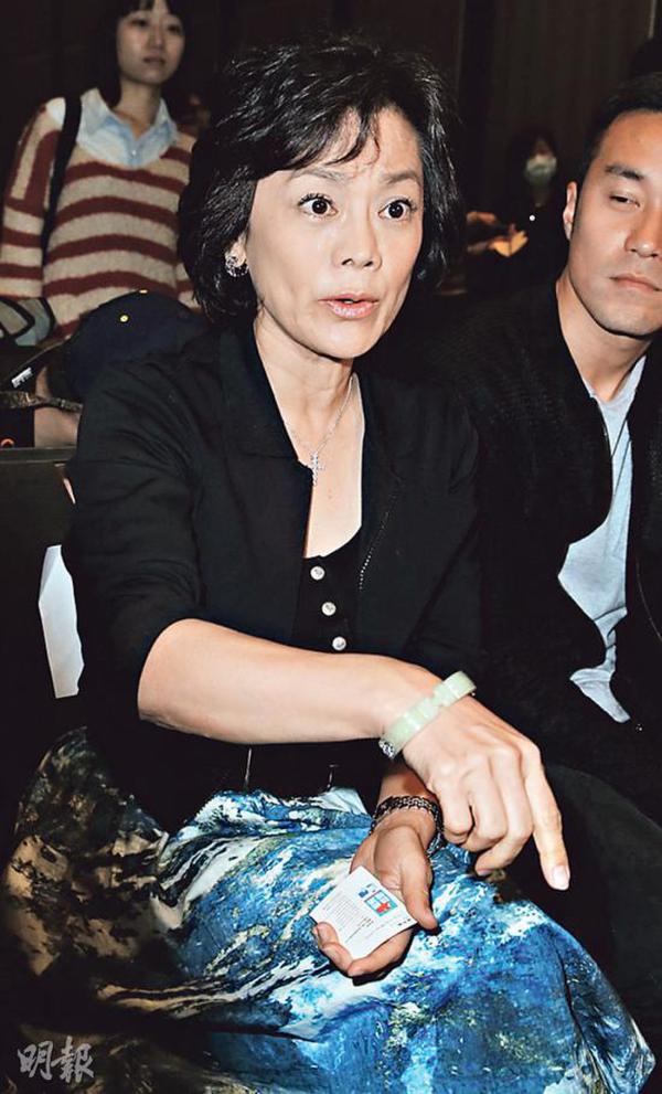 张艾嘉谈李心洁丈夫搂美女：她没事 大家想太多